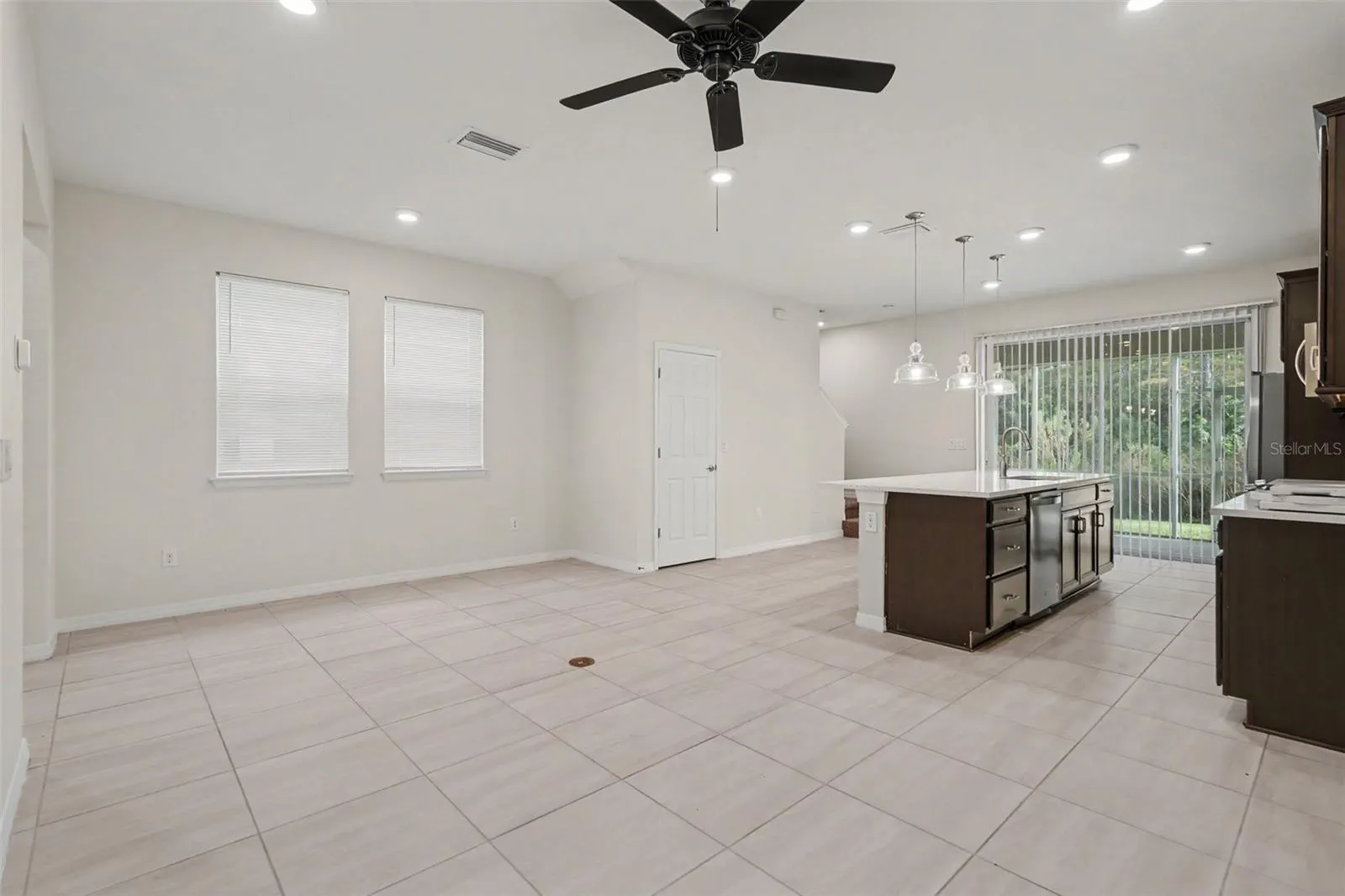 2886 GRAND KEMERTON PL