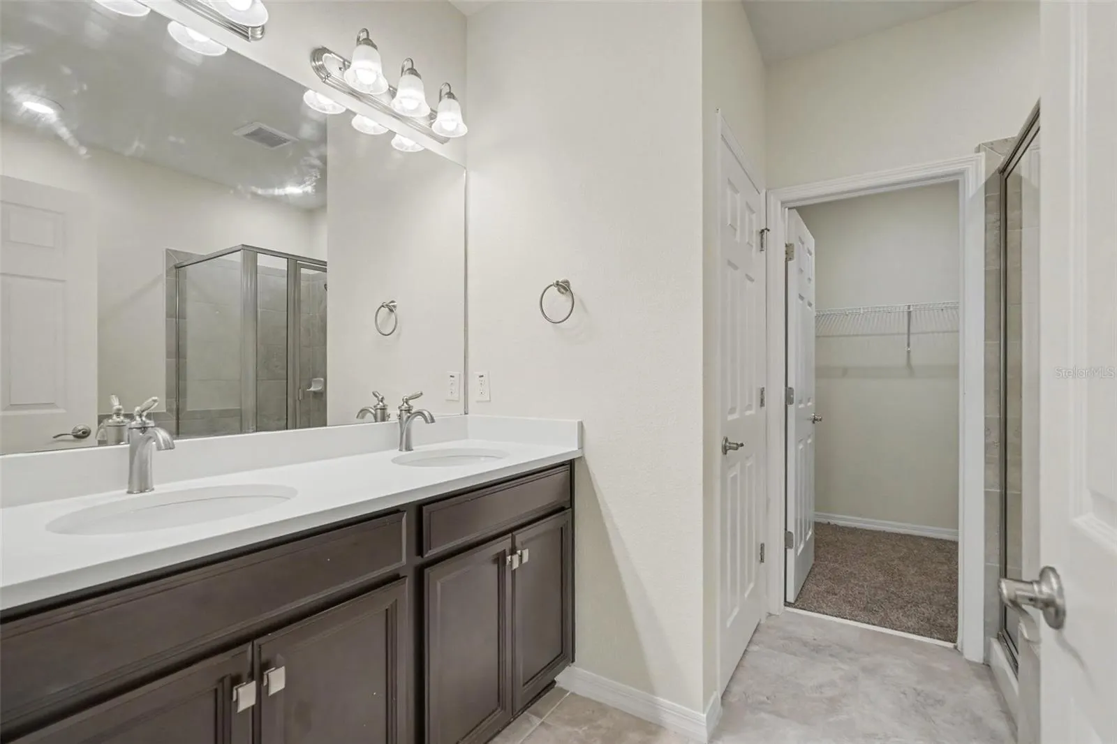 2886 GRAND KEMERTON PL