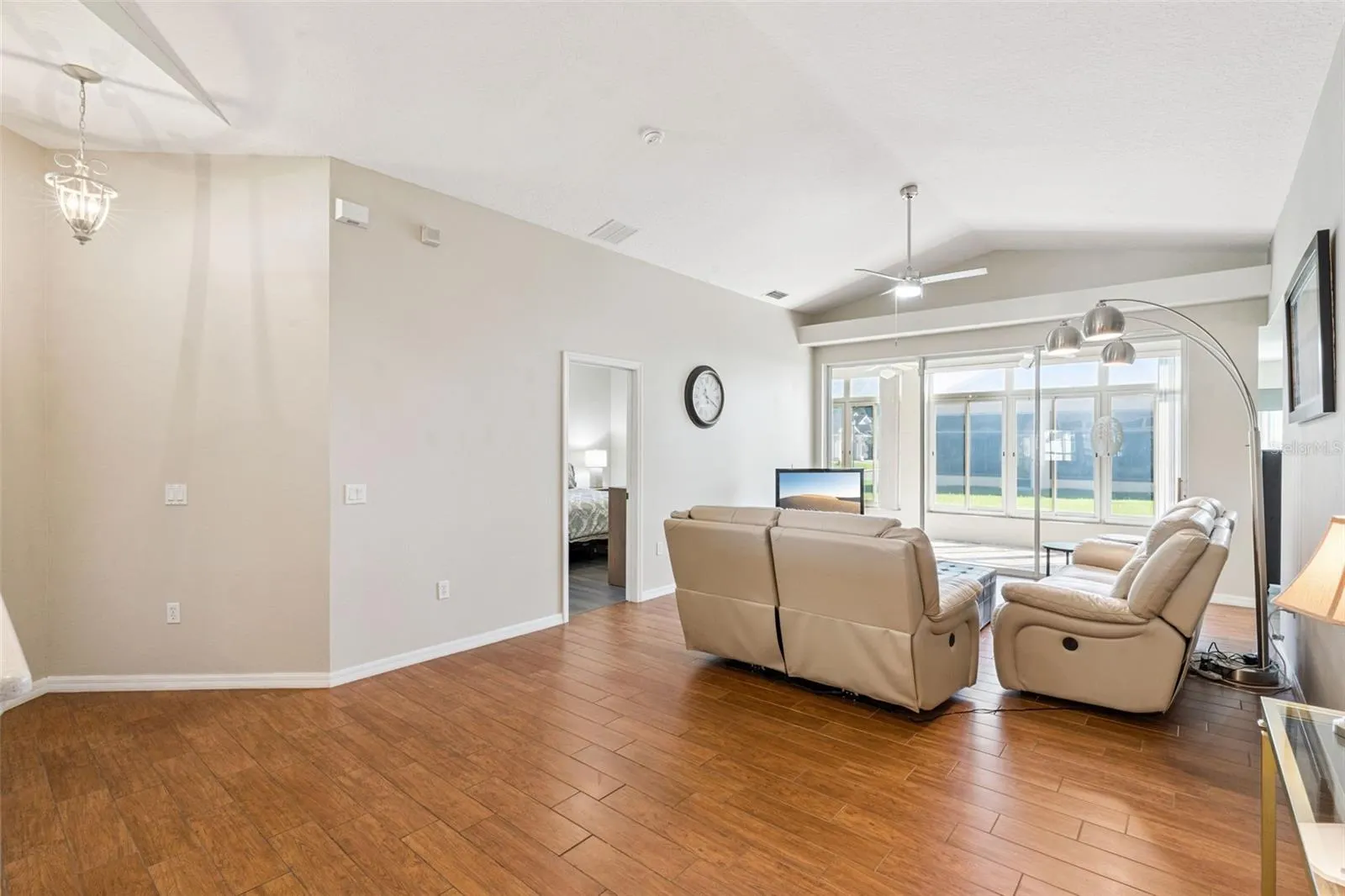 159 RED MAPLE PASS