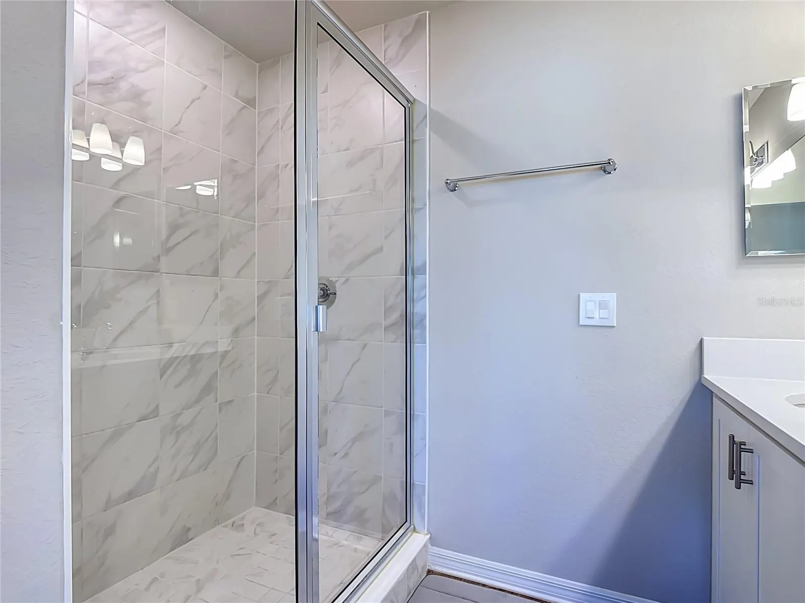 333 SILVERBELL TRL