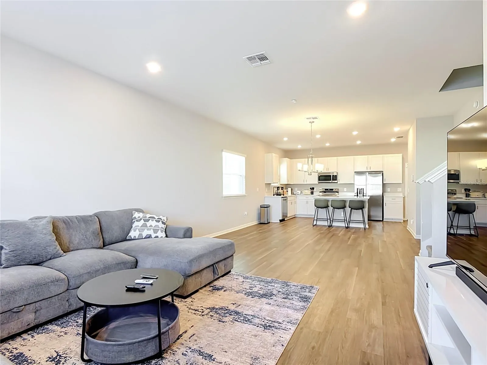 333 SILVERBELL TRL