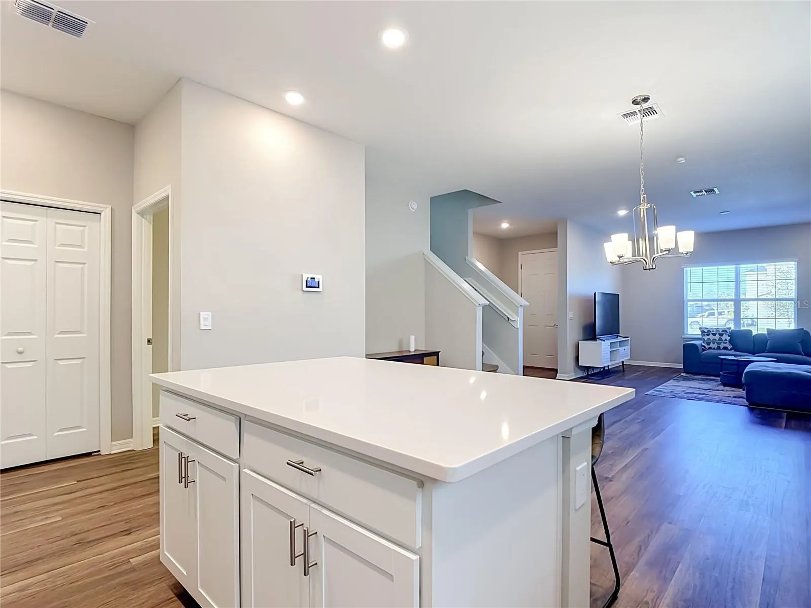 333 SILVERBELL TRL