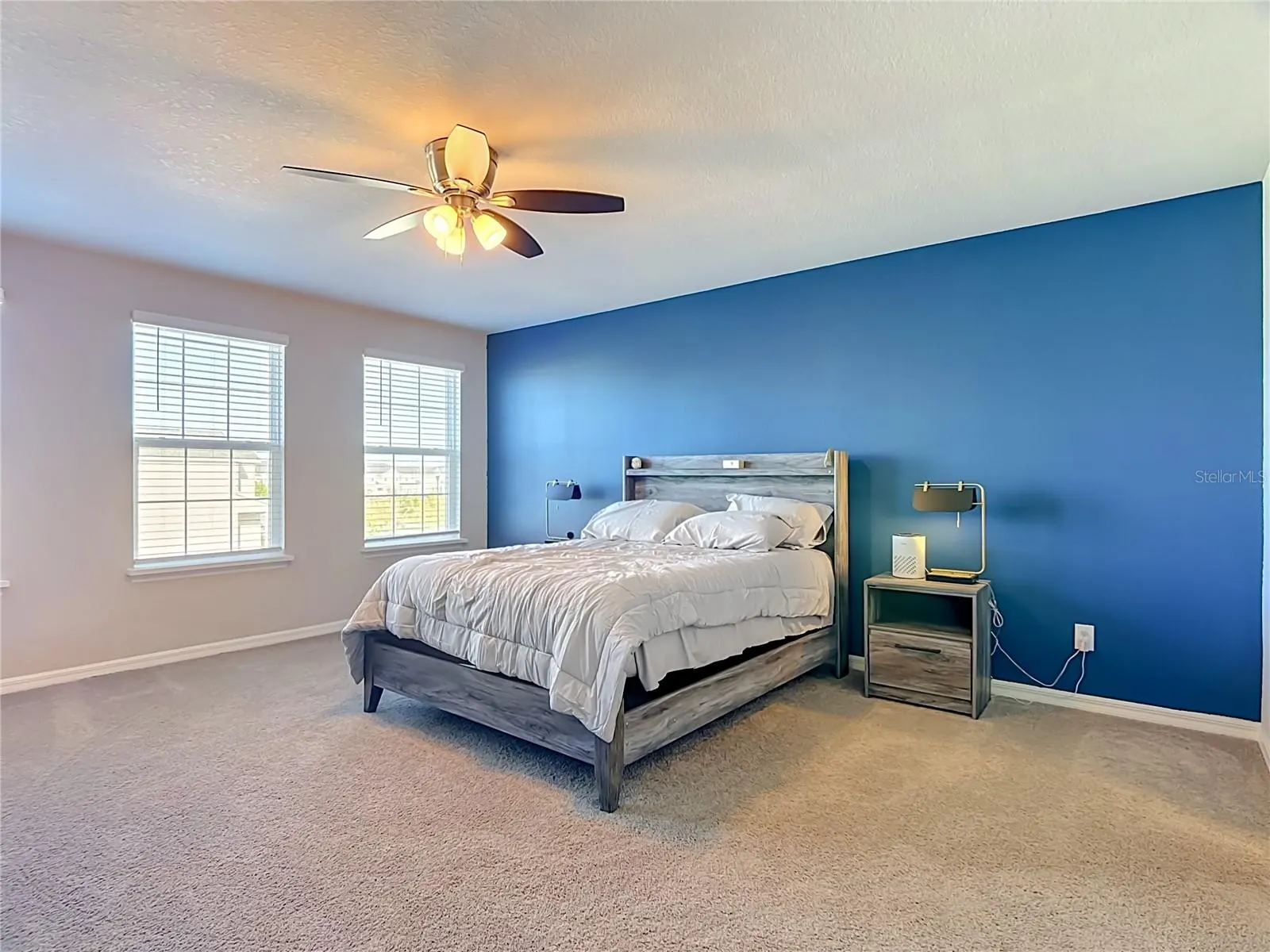 333 SILVERBELL TRL