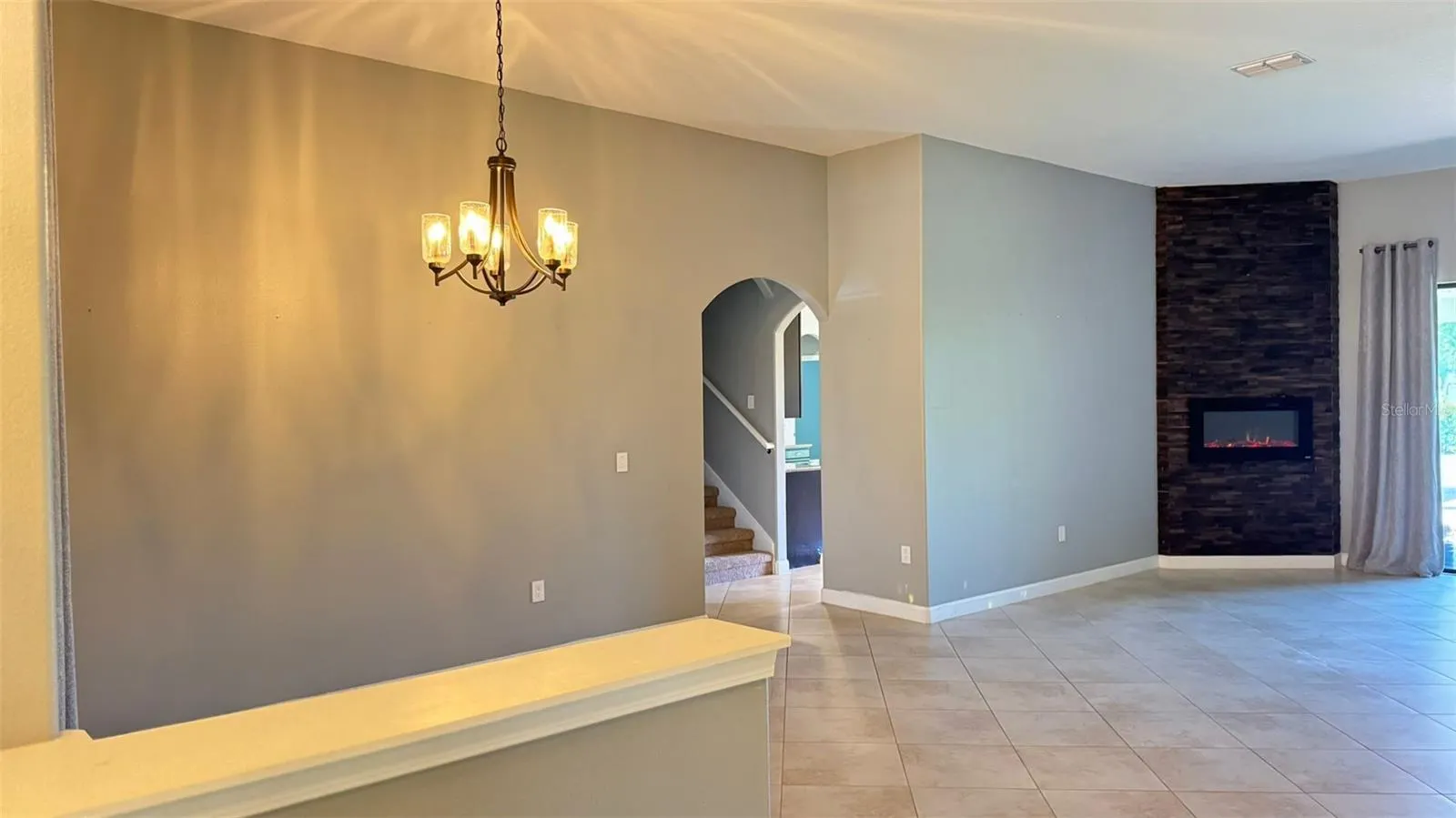 1428 DEUCE CIR