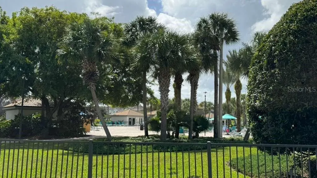 1428 DEUCE CIR