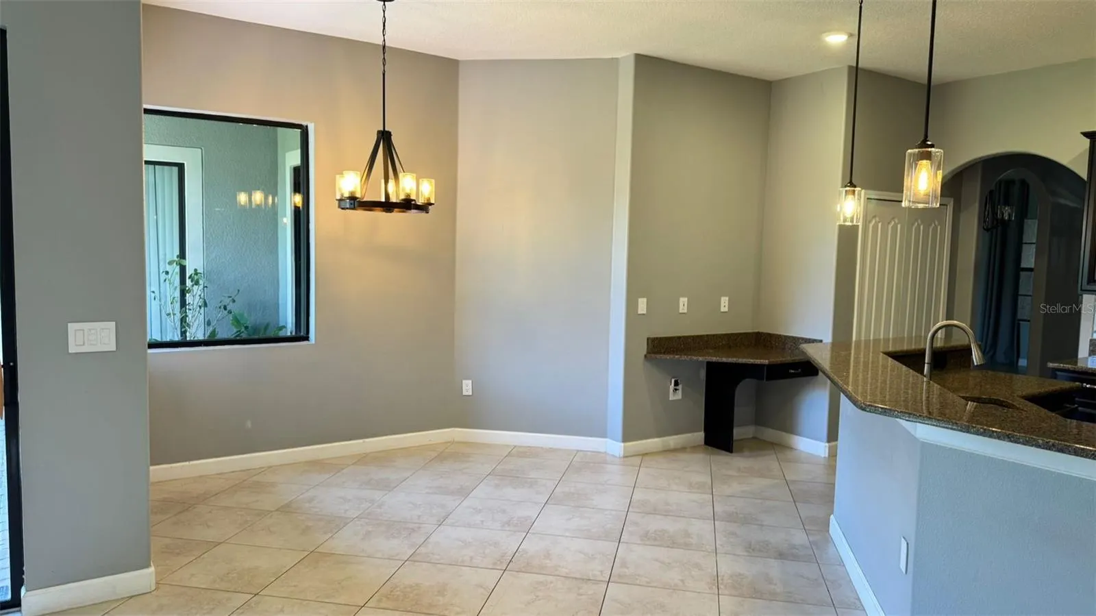 1428 DEUCE CIR