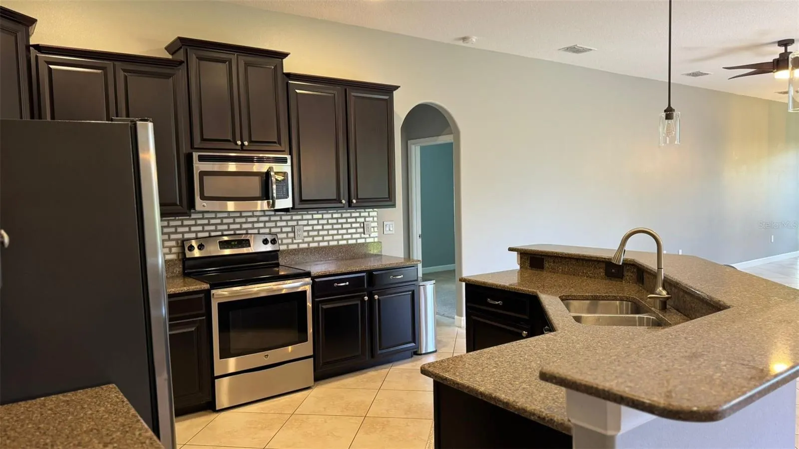 1428 DEUCE CIR
