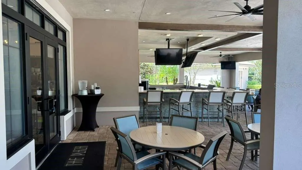 1428 DEUCE CIR