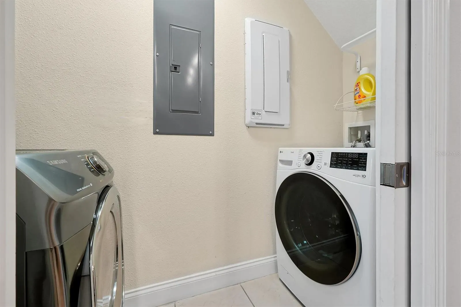 142 CAPTIVA DR
