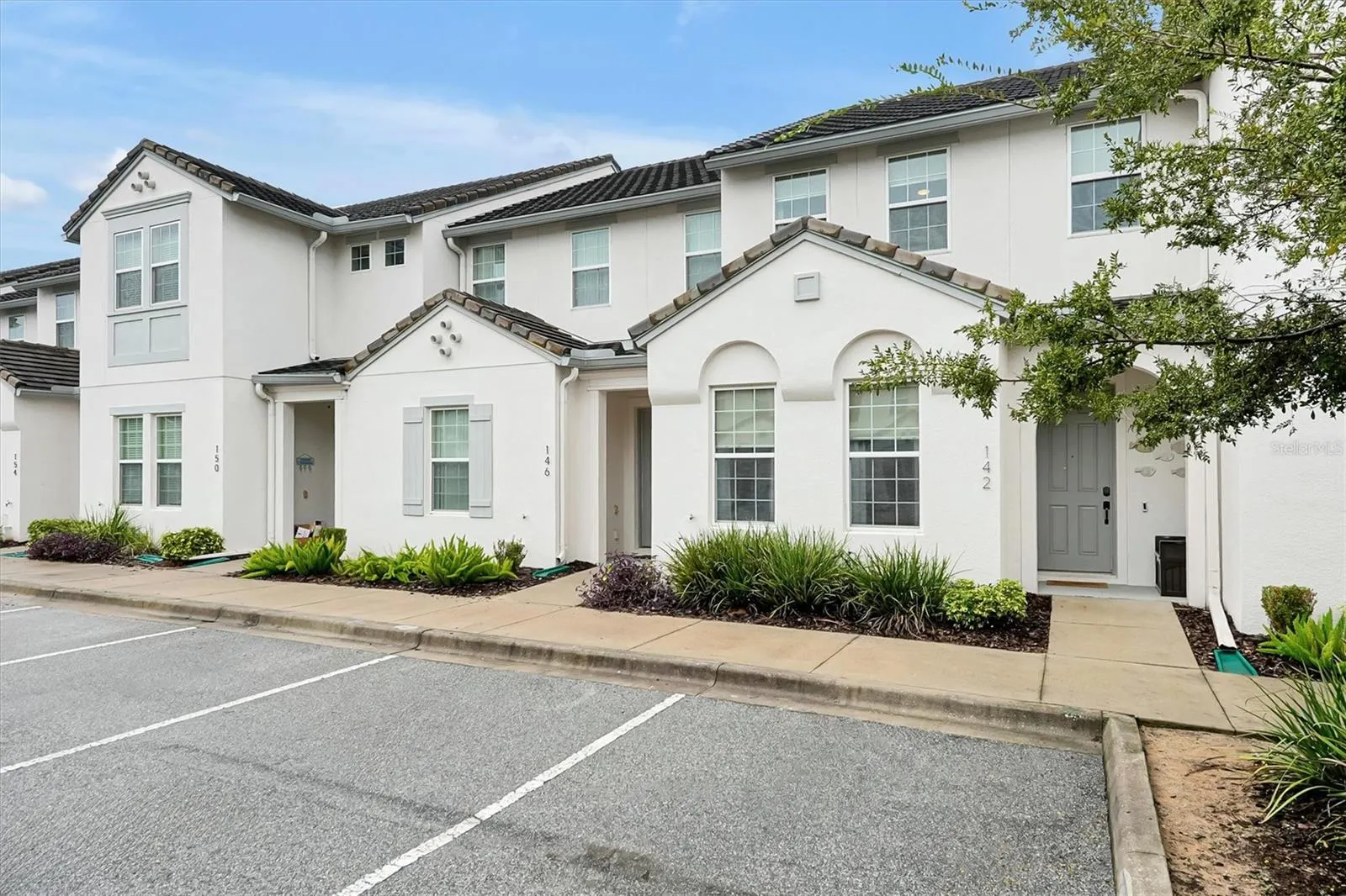 142 CAPTIVA DR