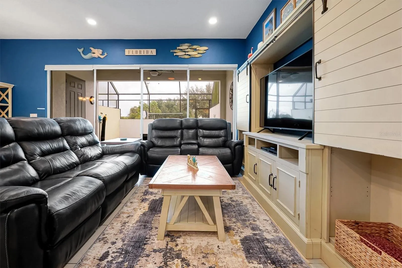 142 CAPTIVA DR
