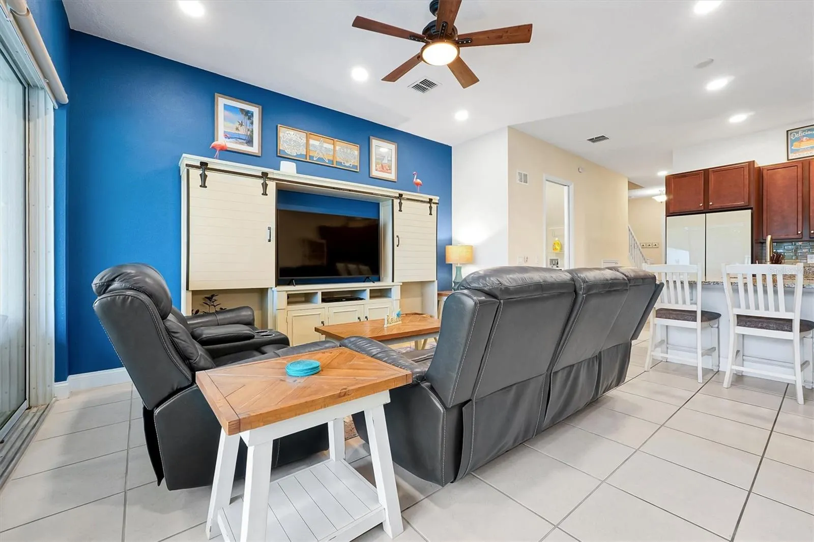 142 CAPTIVA DR