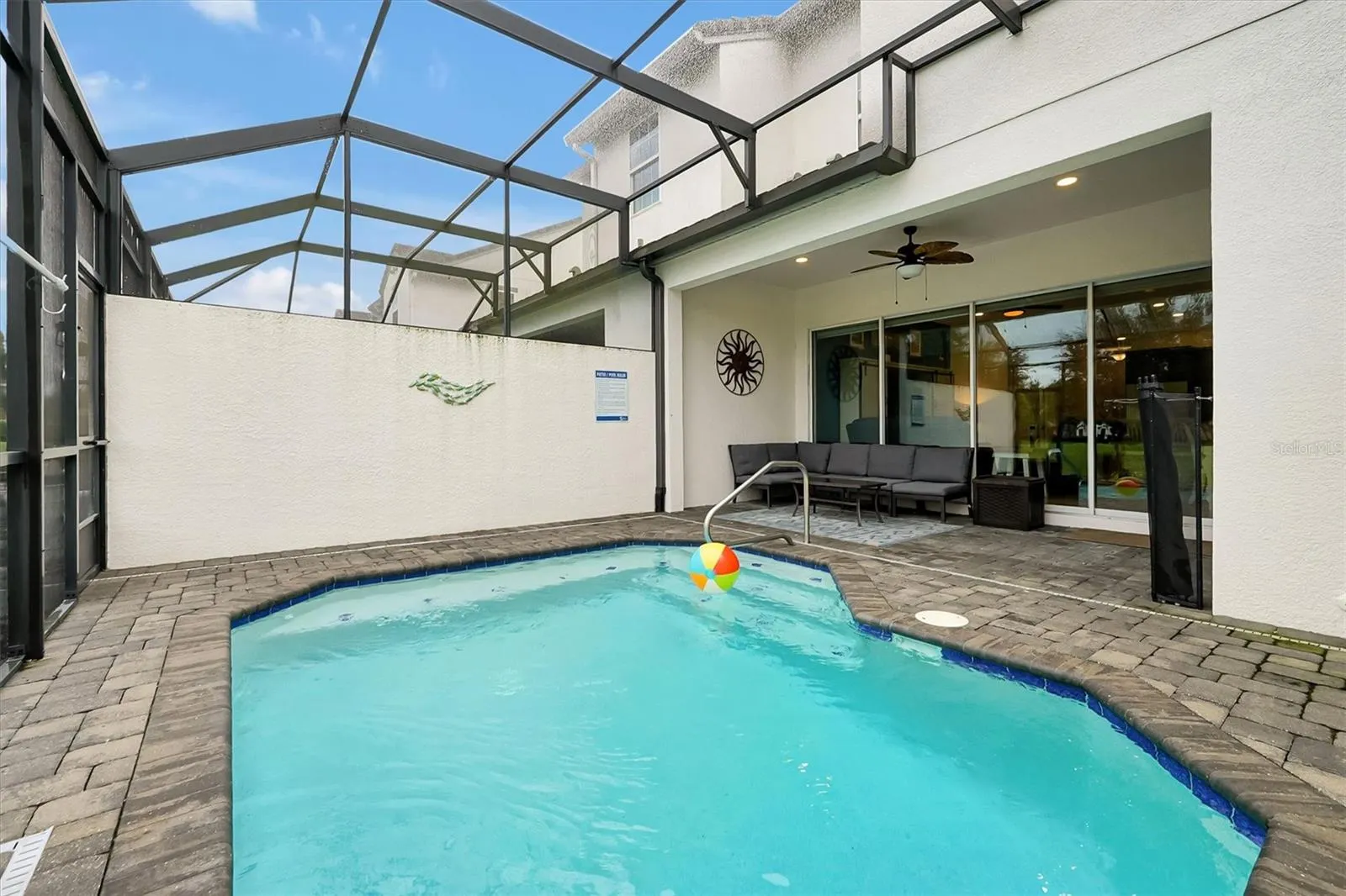 142 CAPTIVA DR