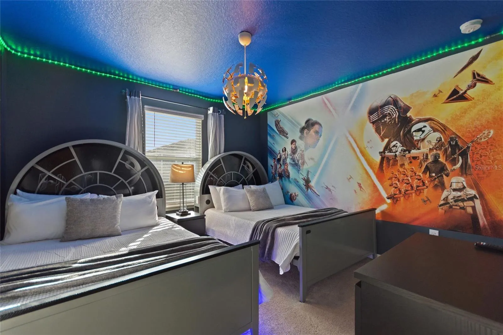 7240 OAKMOSS LOOP