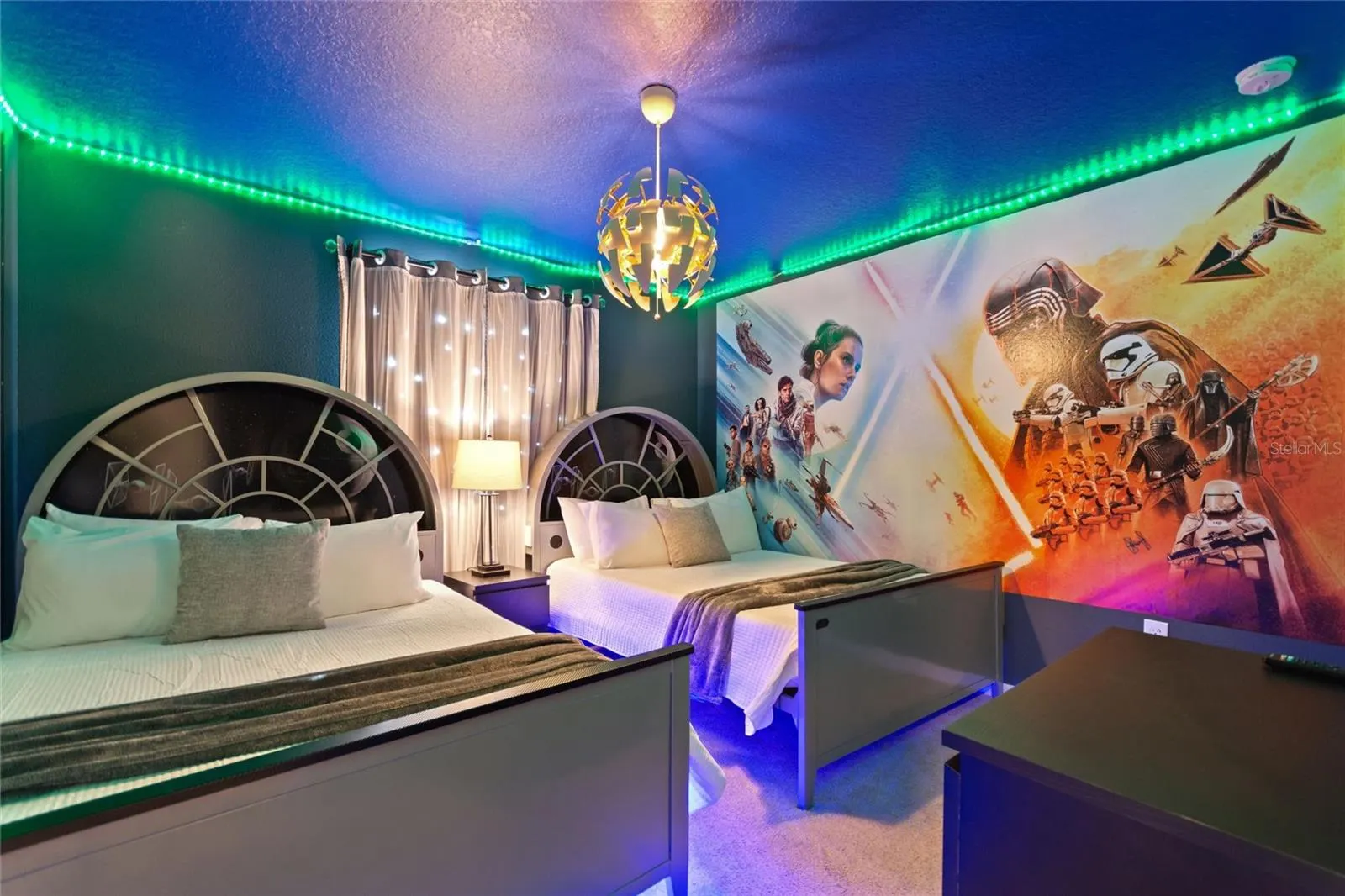 7240 OAKMOSS LOOP