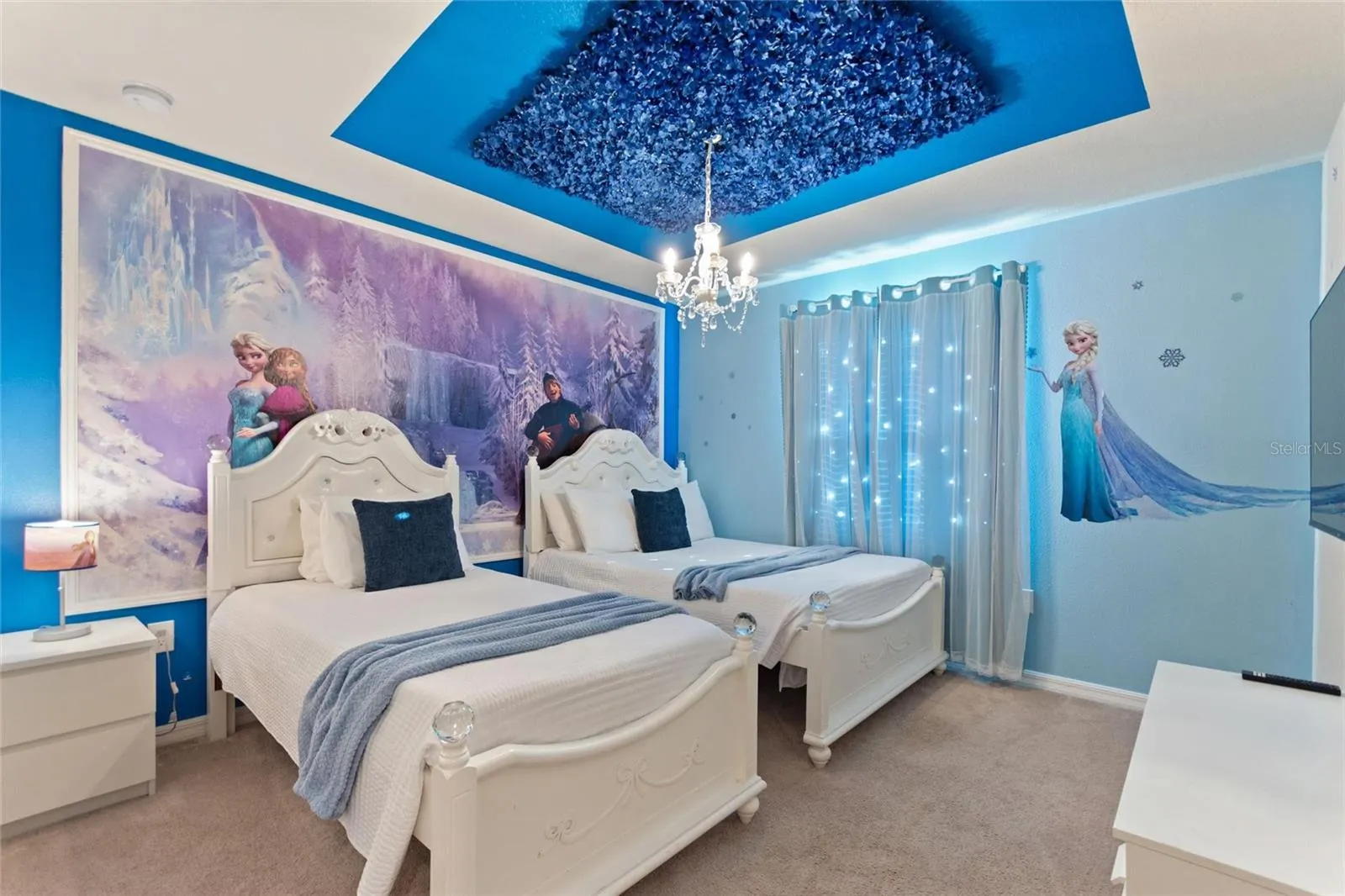 7240 OAKMOSS LOOP