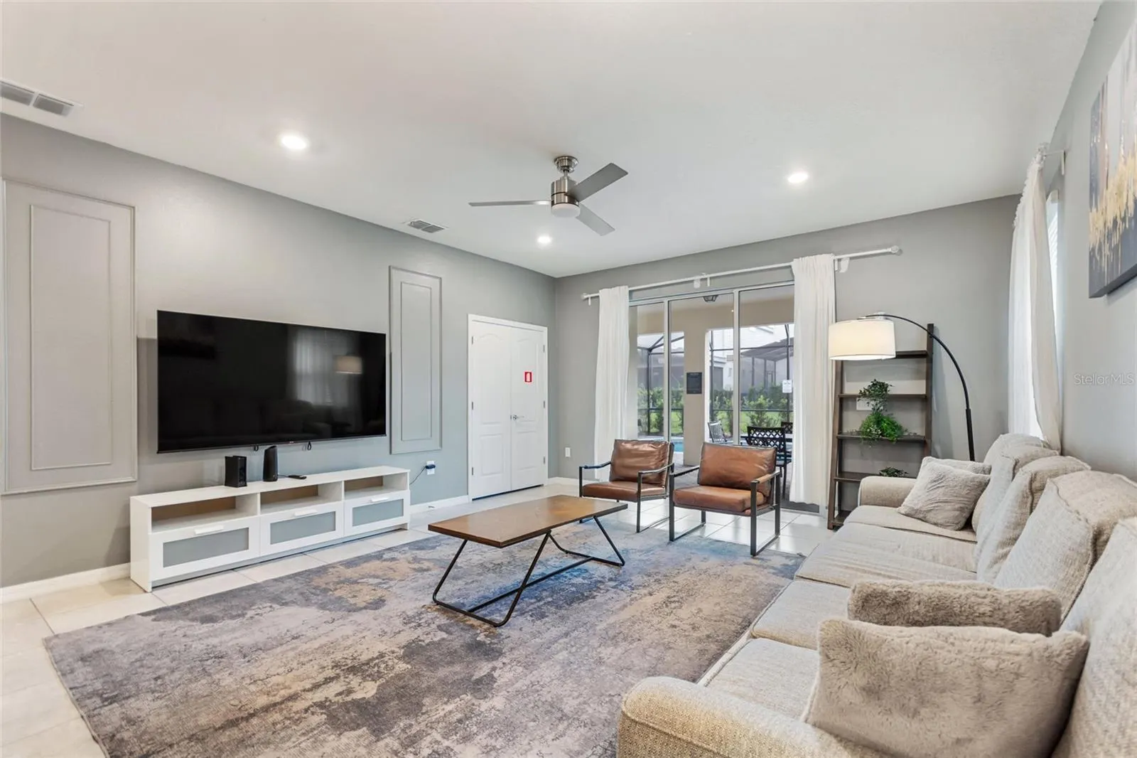 7240 OAKMOSS LOOP