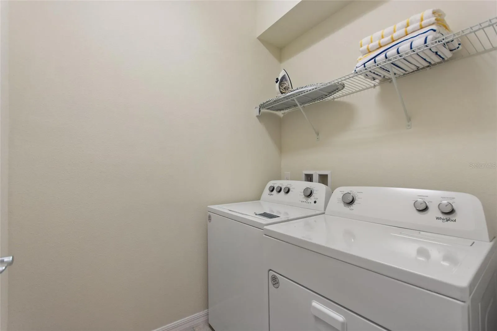 7240 OAKMOSS LOOP