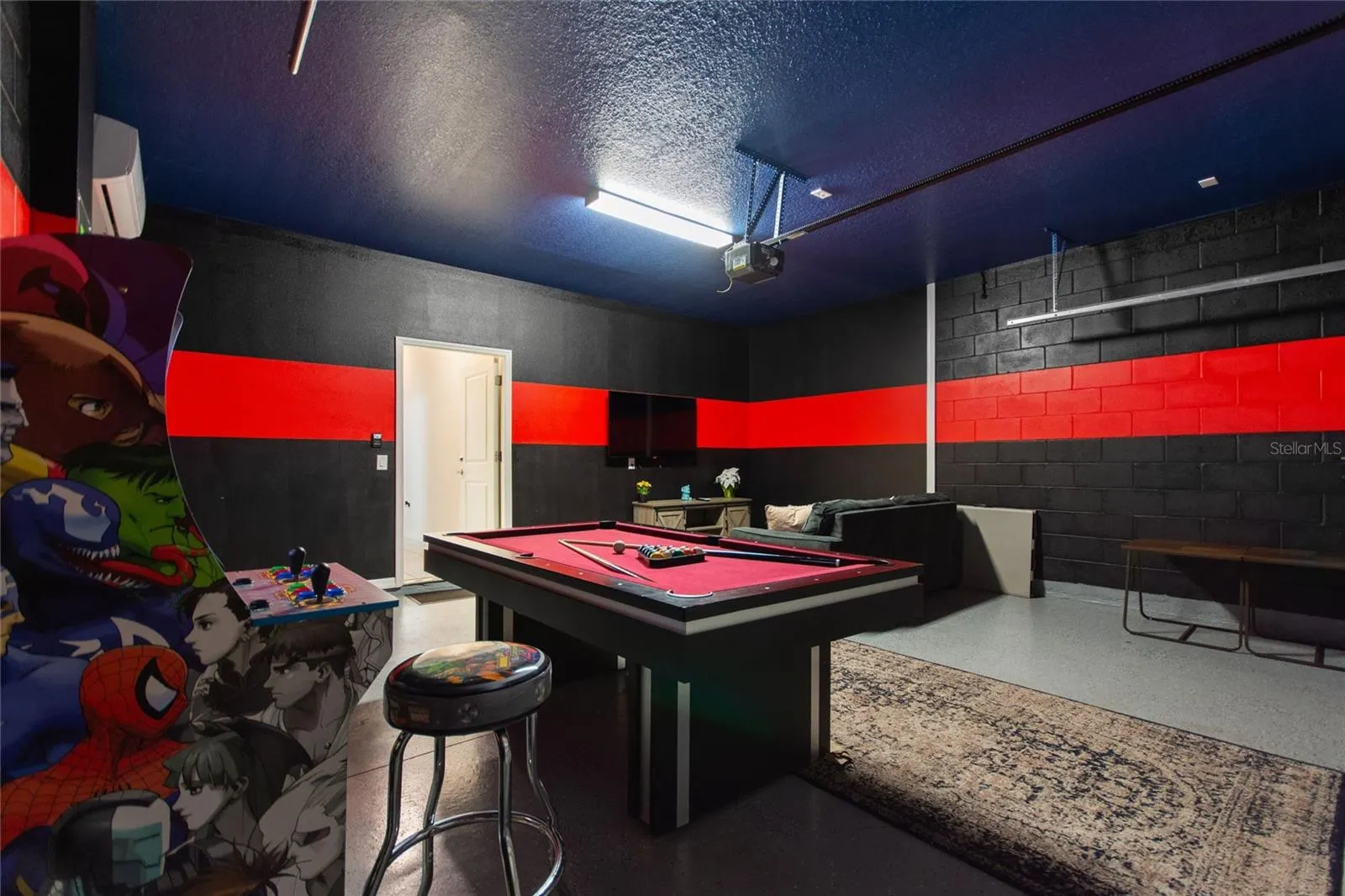 7240 OAKMOSS LOOP