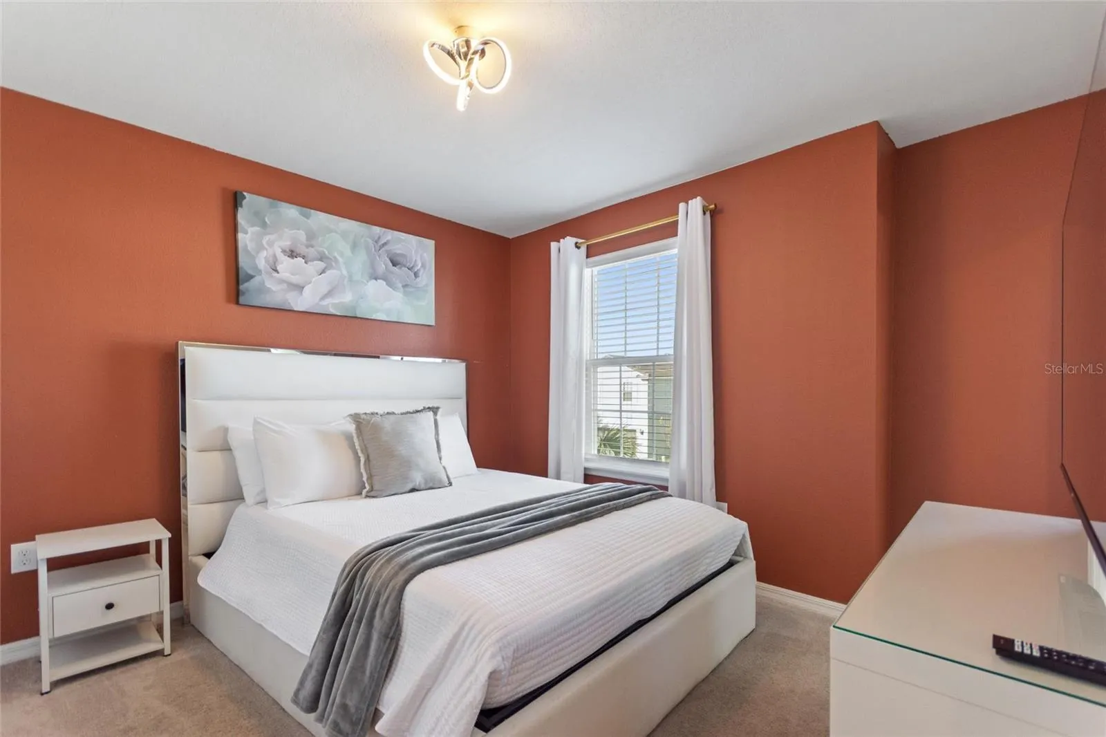 7240 OAKMOSS LOOP