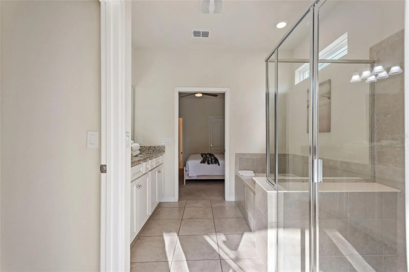 7240 OAKMOSS LOOP