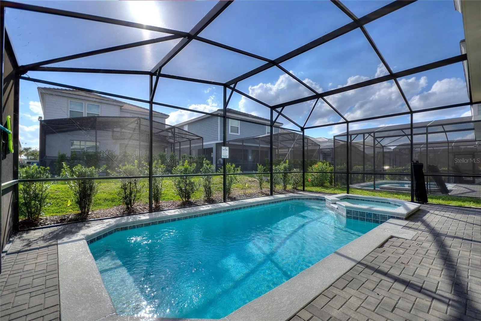 7240 OAKMOSS LOOP