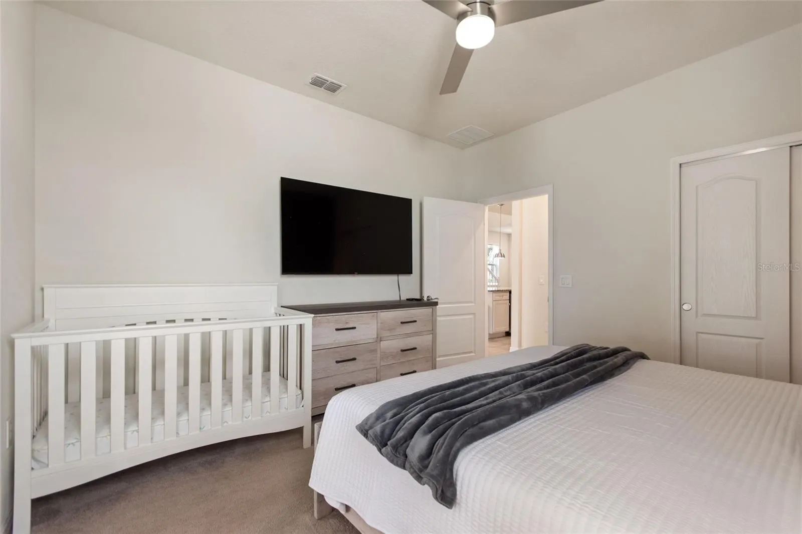 7240 OAKMOSS LOOP