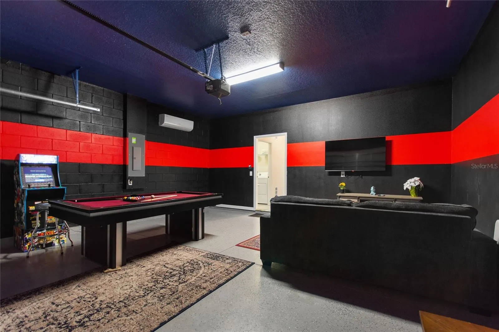 7240 OAKMOSS LOOP