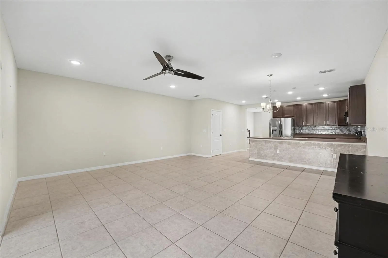 4747 CORAL CASTLE DR