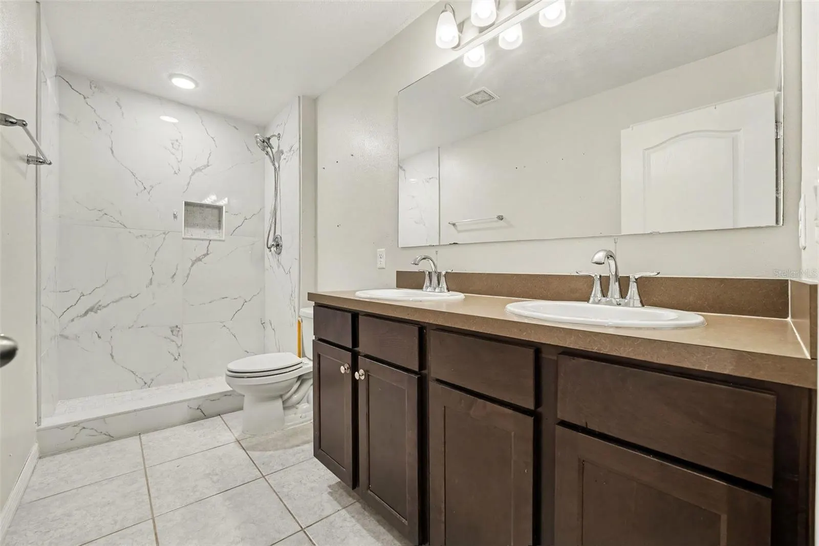 4747 CORAL CASTLE DR