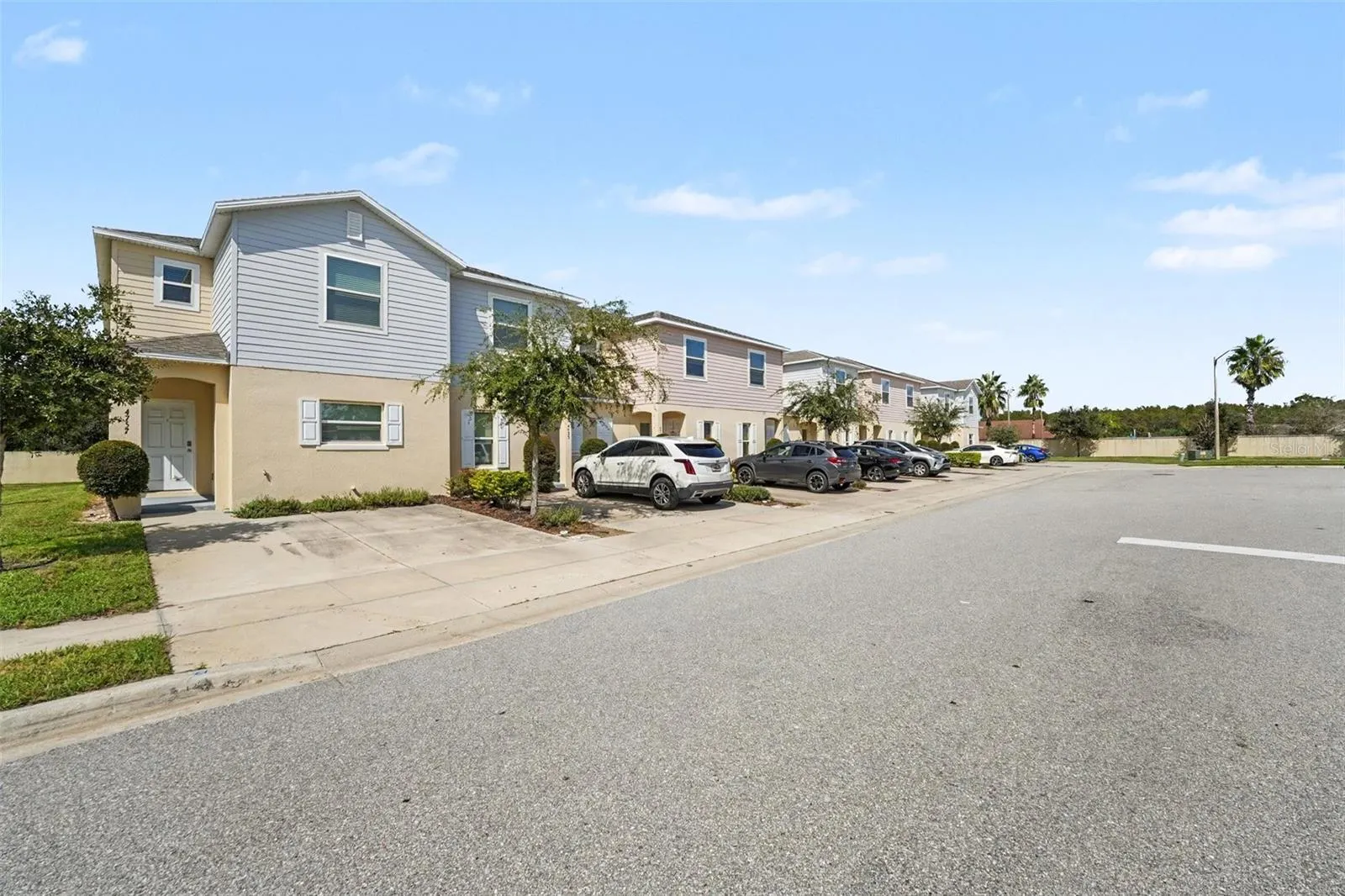 4747 CORAL CASTLE DR