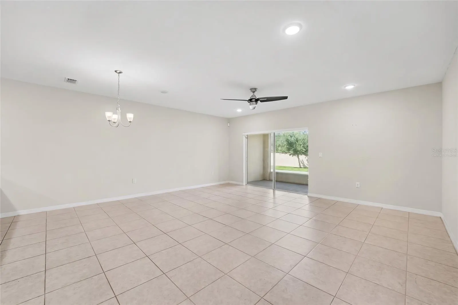 4747 CORAL CASTLE DR
