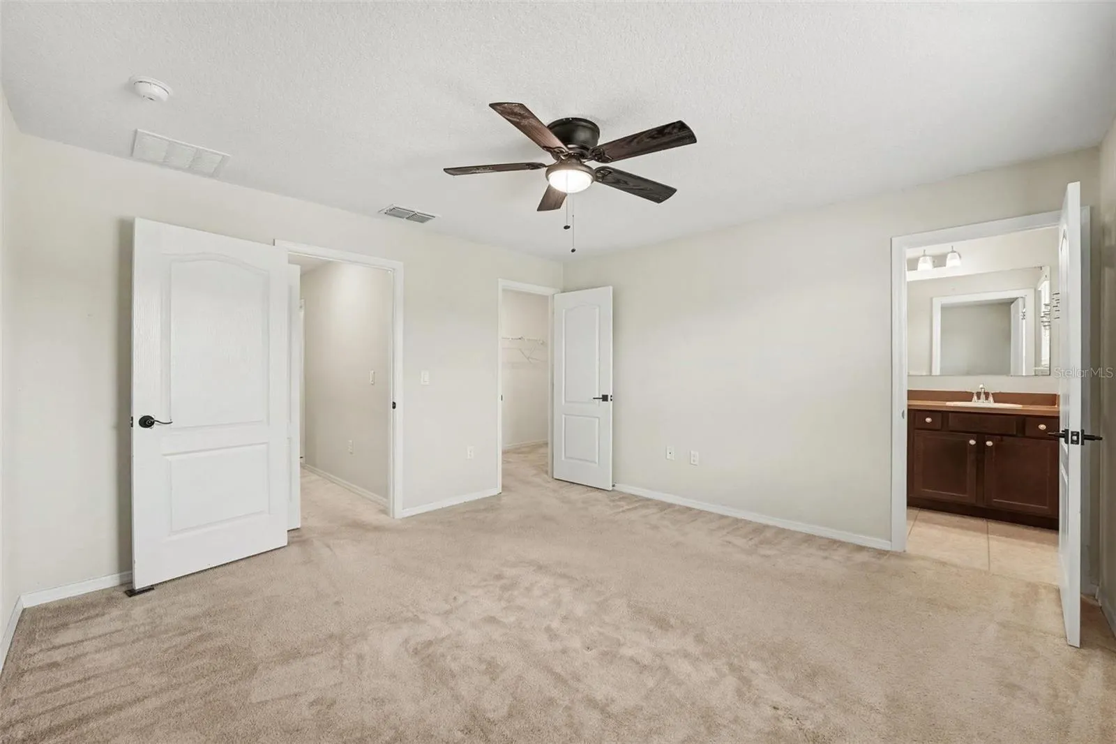 4747 CORAL CASTLE DR