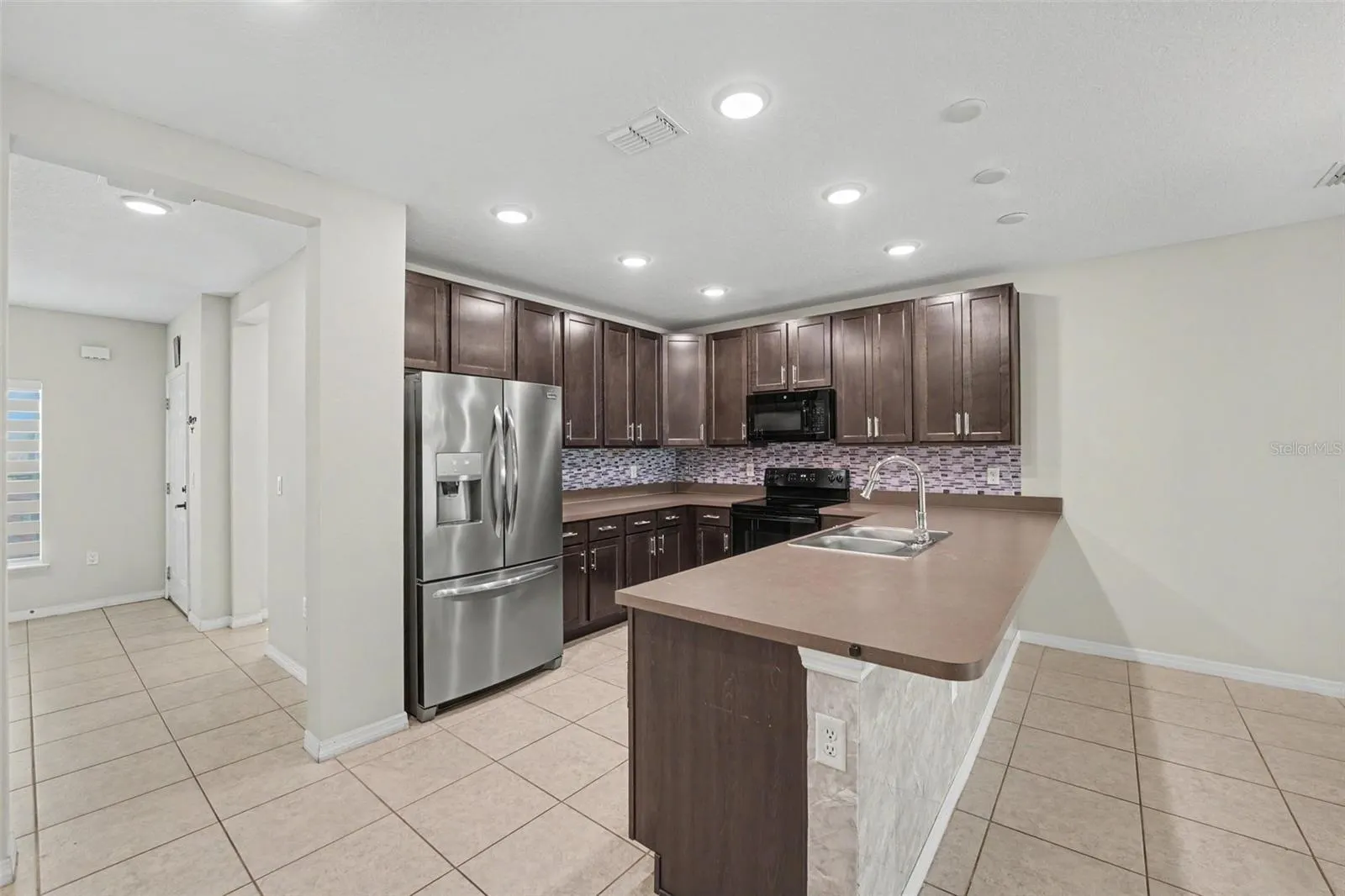 4747 CORAL CASTLE DR