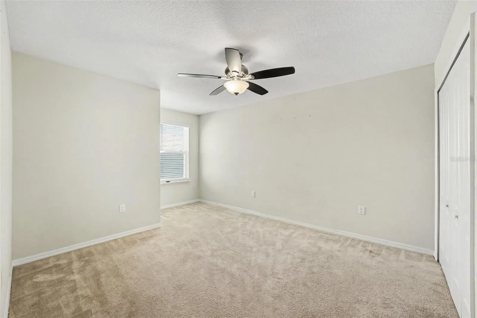 4747 CORAL CASTLE DR