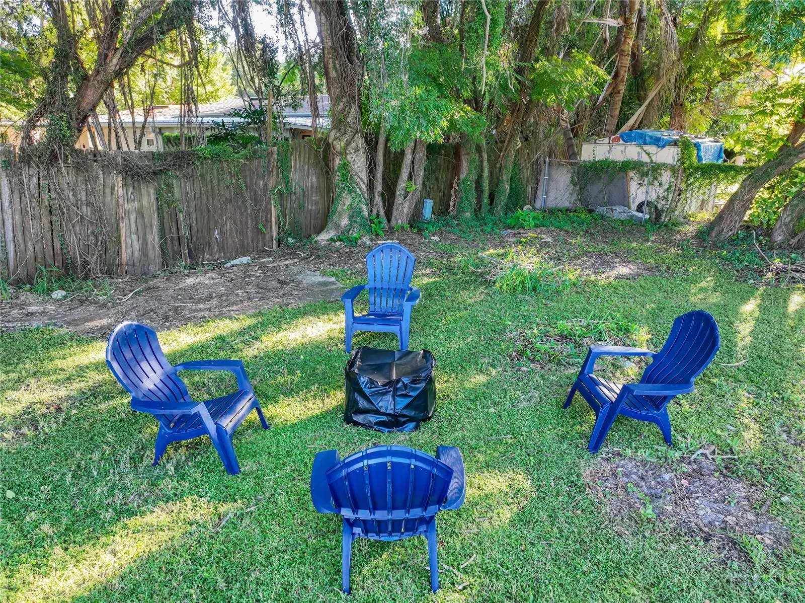 5939 DOGWOOD DR