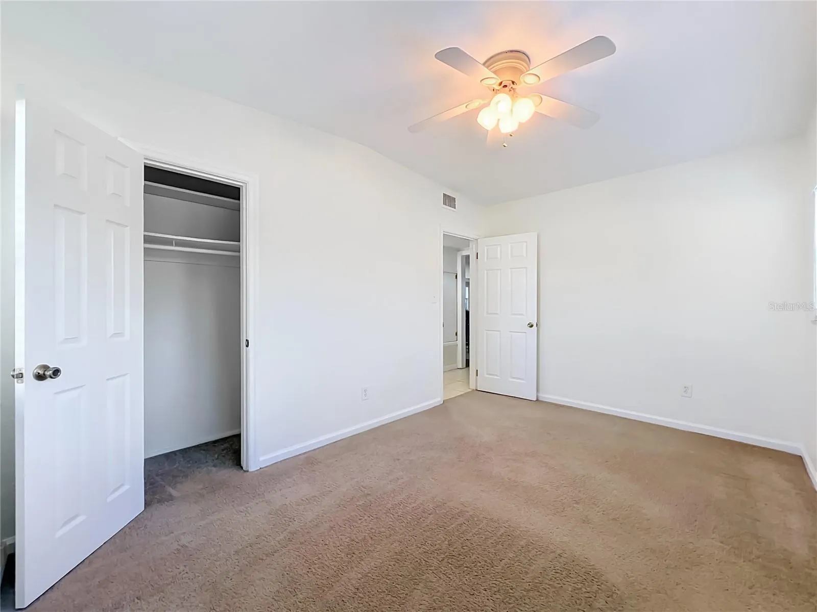 5939 DOGWOOD DR