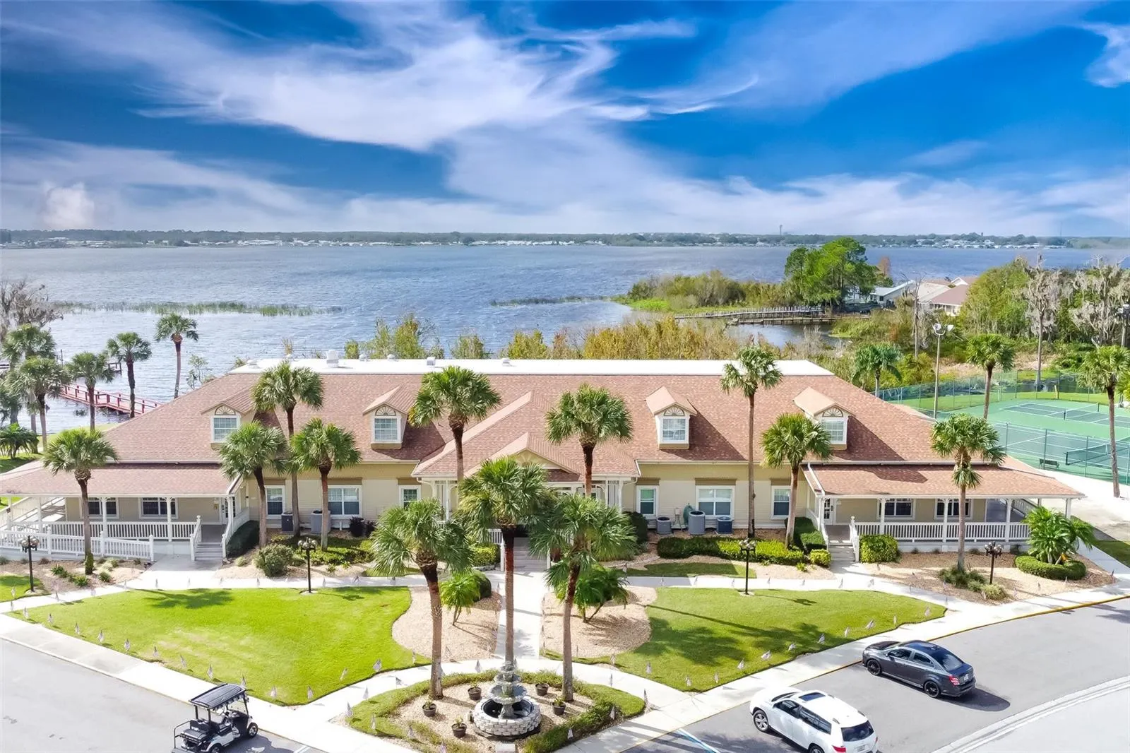 686 PARADISE PT