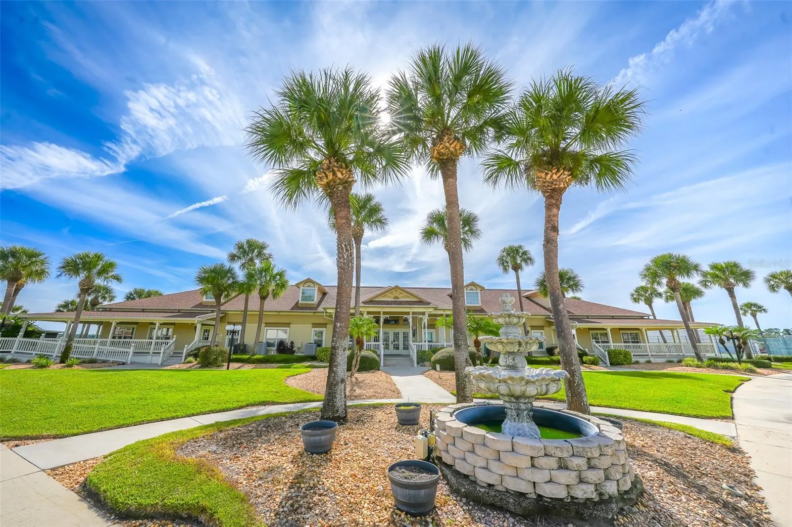 686 PARADISE PT