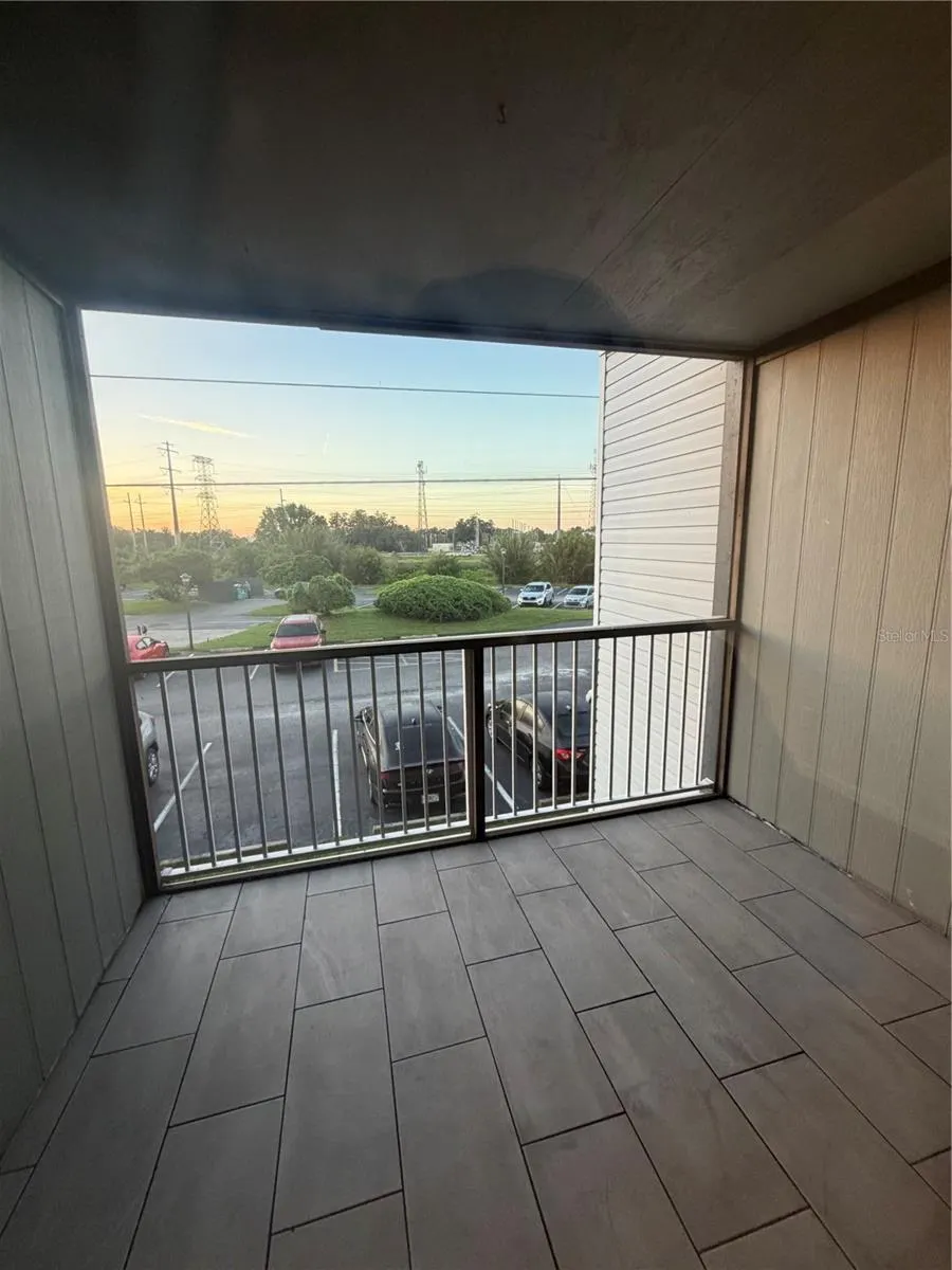 4045 ATRIUM DR #U6 #U6