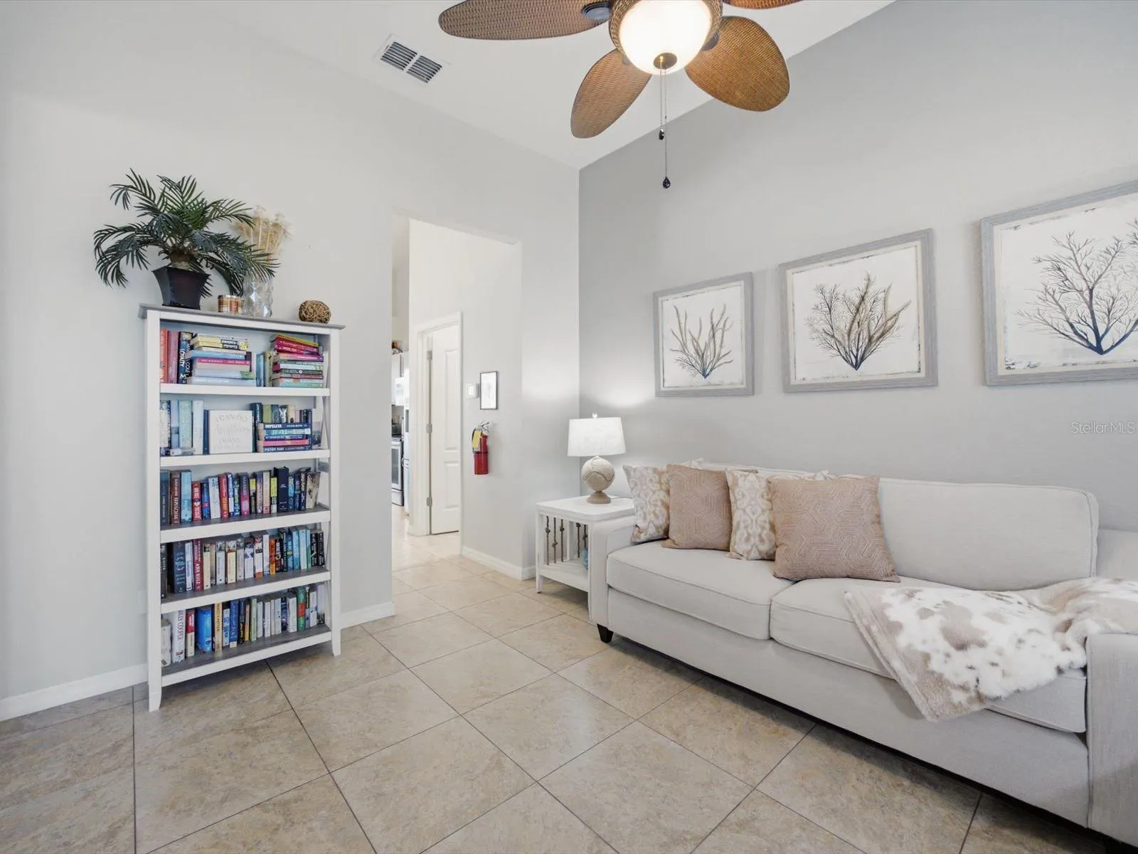 320 KINGS WAY