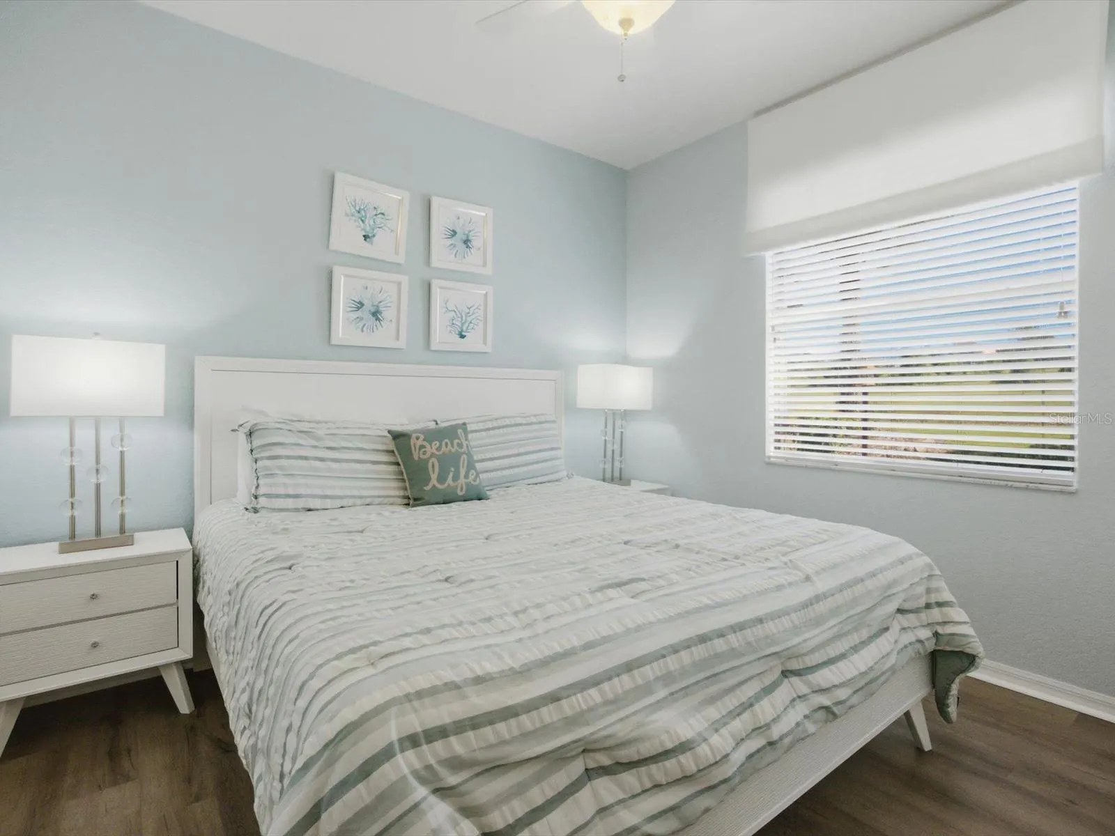 320 KINGS WAY