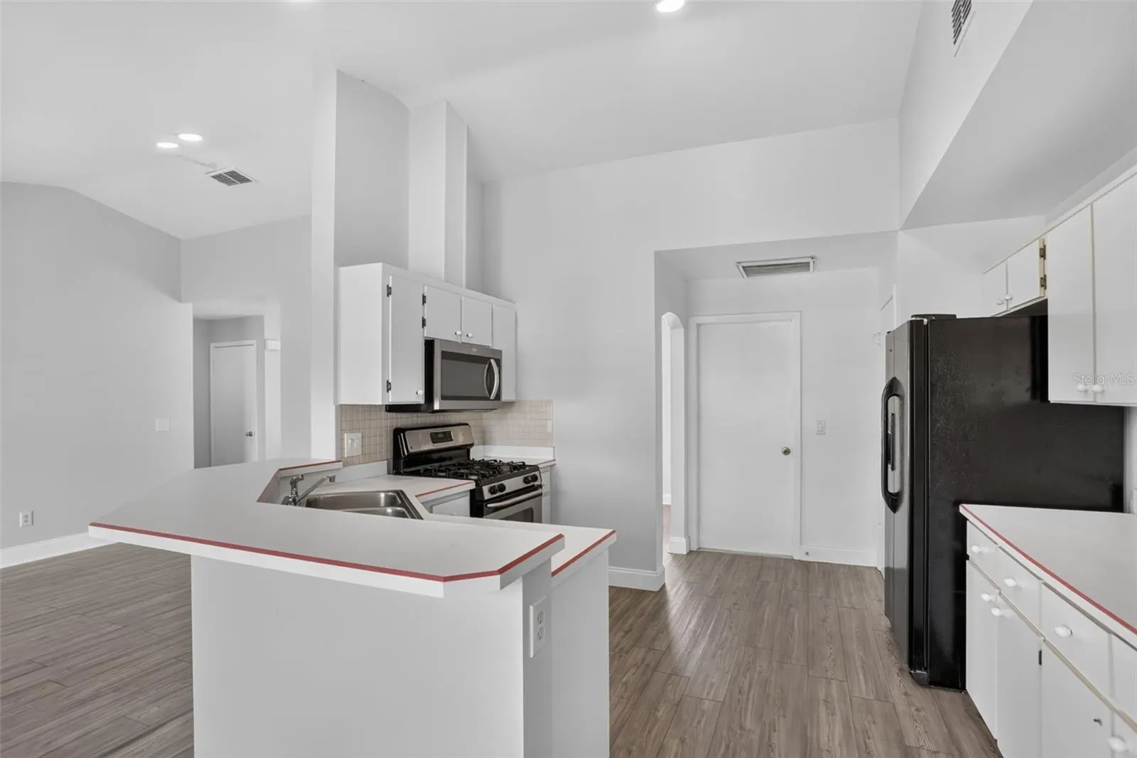 1055 ELIZABETH RIDGE CT