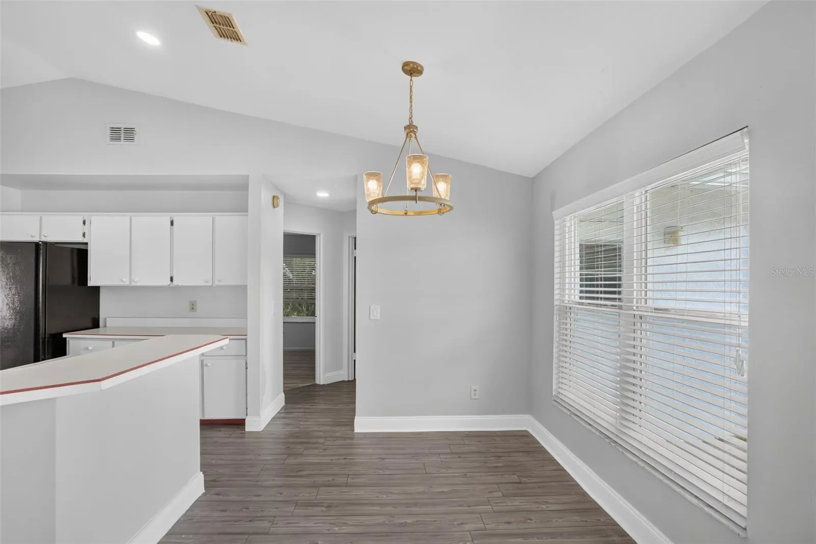 1055 ELIZABETH RIDGE CT