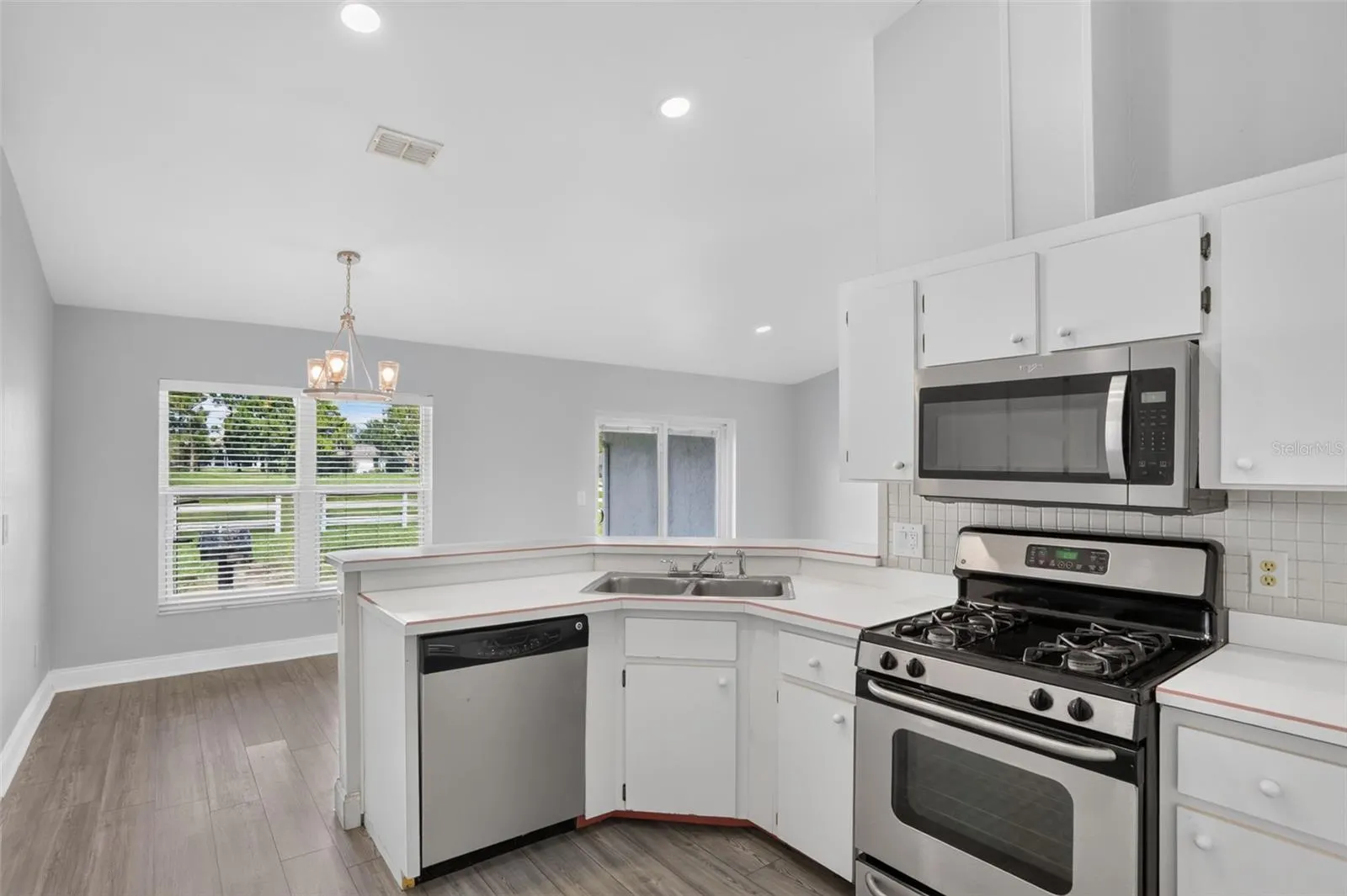 1055 ELIZABETH RIDGE CT