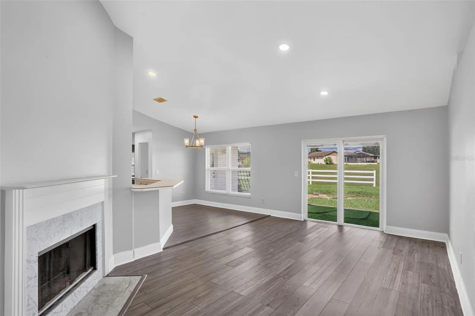 1055 ELIZABETH RIDGE CT