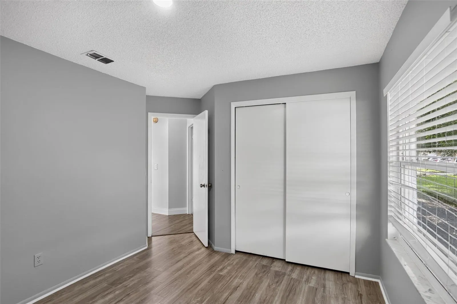 1055 ELIZABETH RIDGE CT