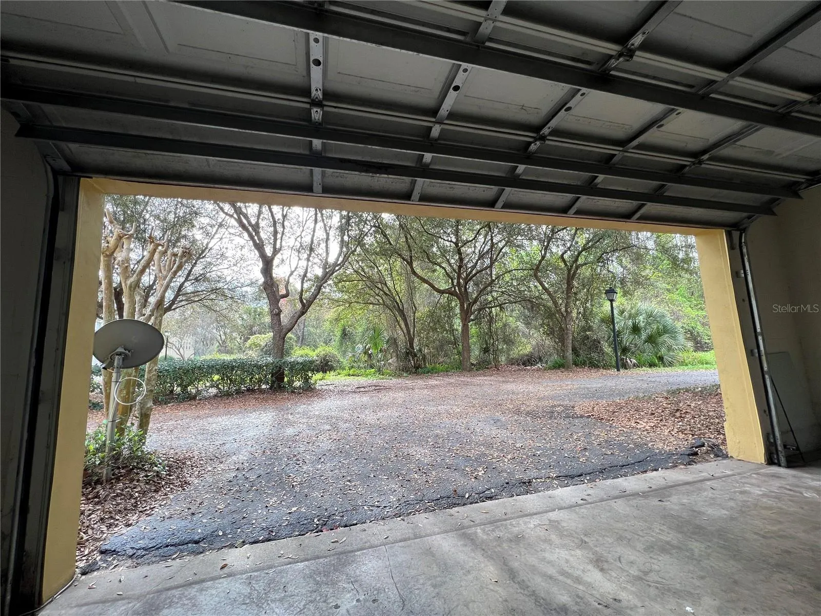 705 CENTERVALE DR