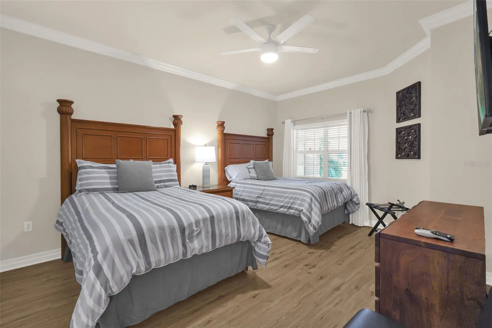 1106 SUNSET VIEW CIR #102 #102
