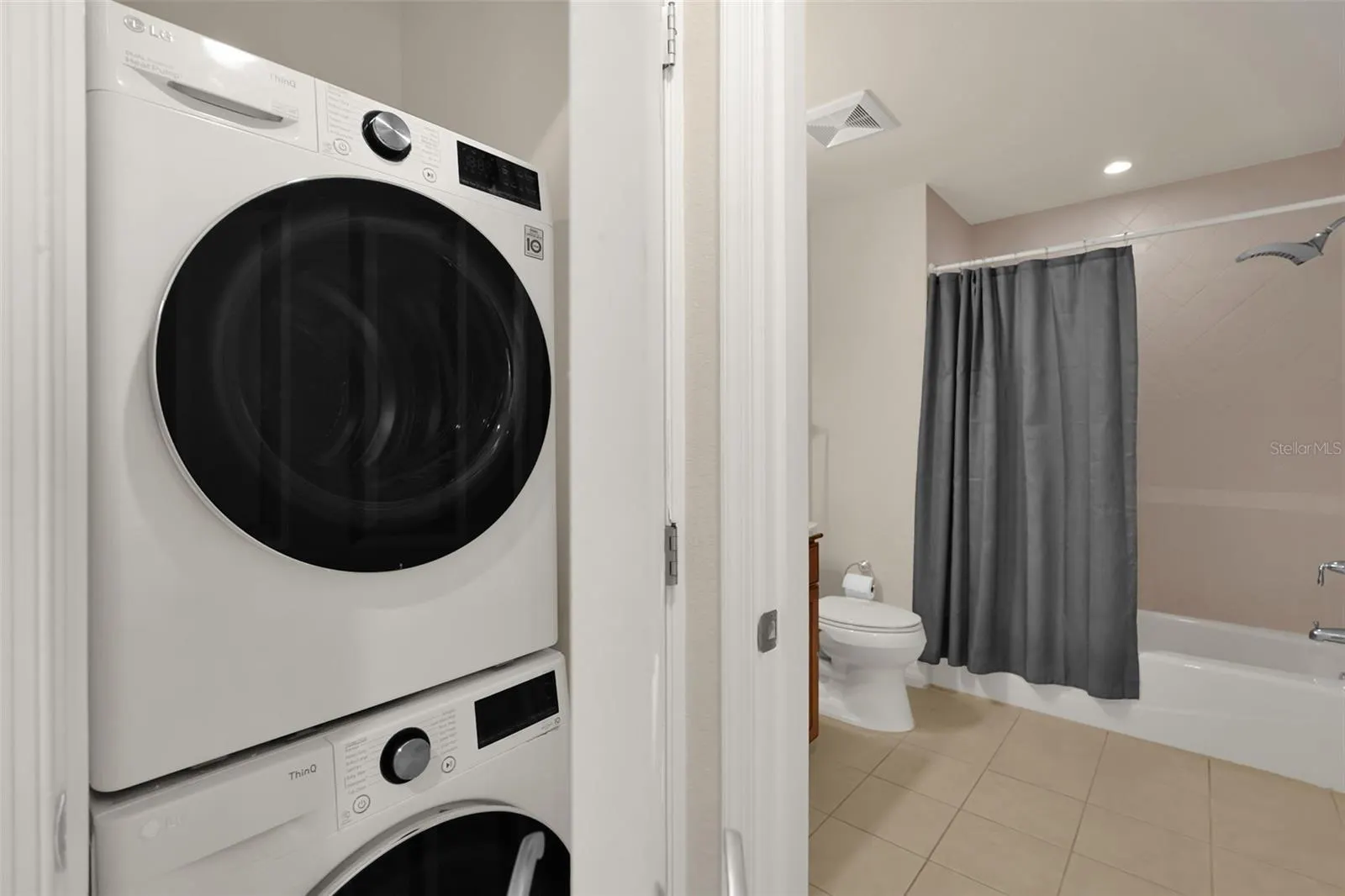 1106 SUNSET VIEW CIR #102 #102